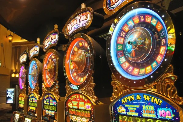 kakahoki account dashboard showing sportsbook markets and live casino sections