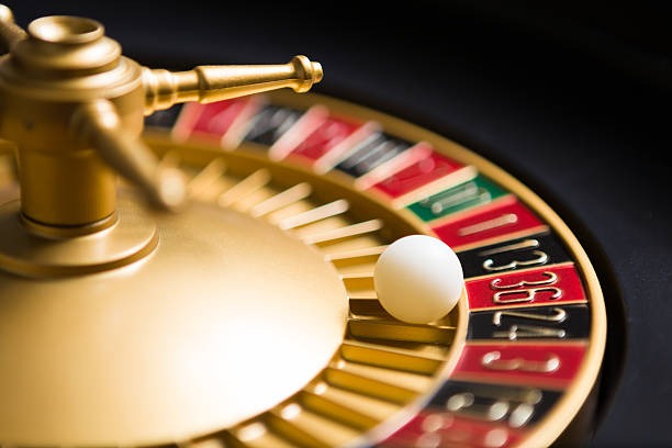 Live dealer card table at kakahoki streaming in English